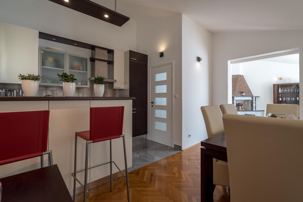 Villa Solis Stobreč Extérieur photo