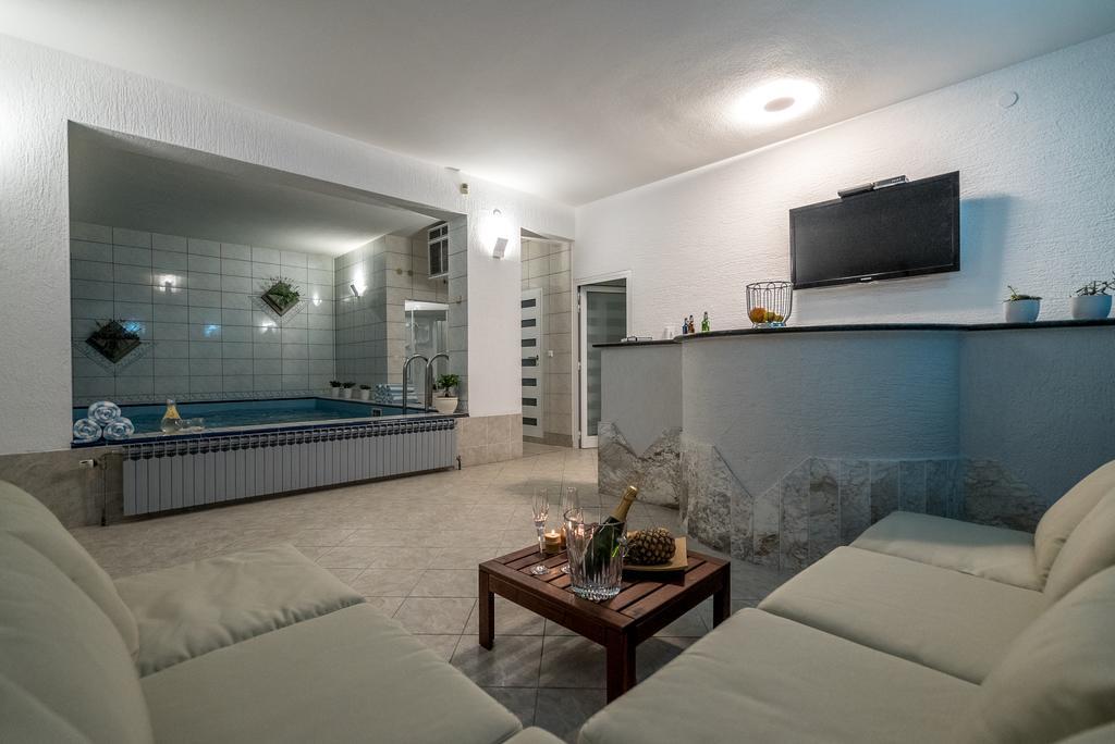 Villa Solis Stobreč Extérieur photo